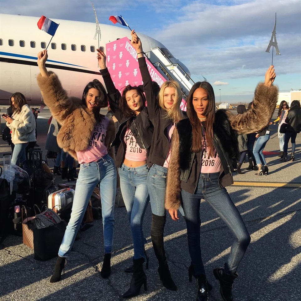 Come sono le modelle di Victoria's Secret senza trucco? Come sono le modelle di Victoria's Secret senza trucco?