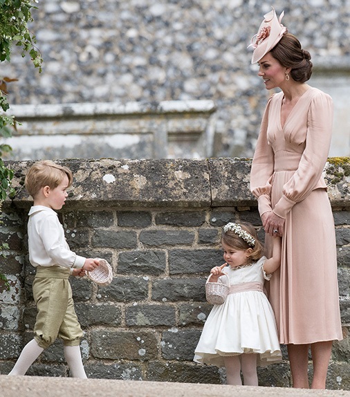 Matrimonio Pippa Middleton: rimprovero pubblico di Kate al piccolo George Matrimonio Pippa Middleton: rimprovero pubblico di Kate al piccolo George