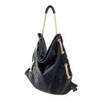 Shopping in pelle lavorata con manico in corda