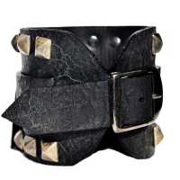 Polsino in pelle con borchie