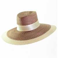 Cappello a falda larga in treccia di grano con fascia in seta