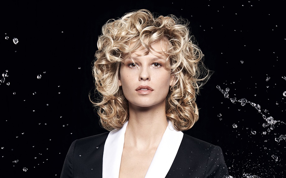 Capelli Ricci Semiraccolti Morbidi Capelli Ricci Semiraccolti Morbidi