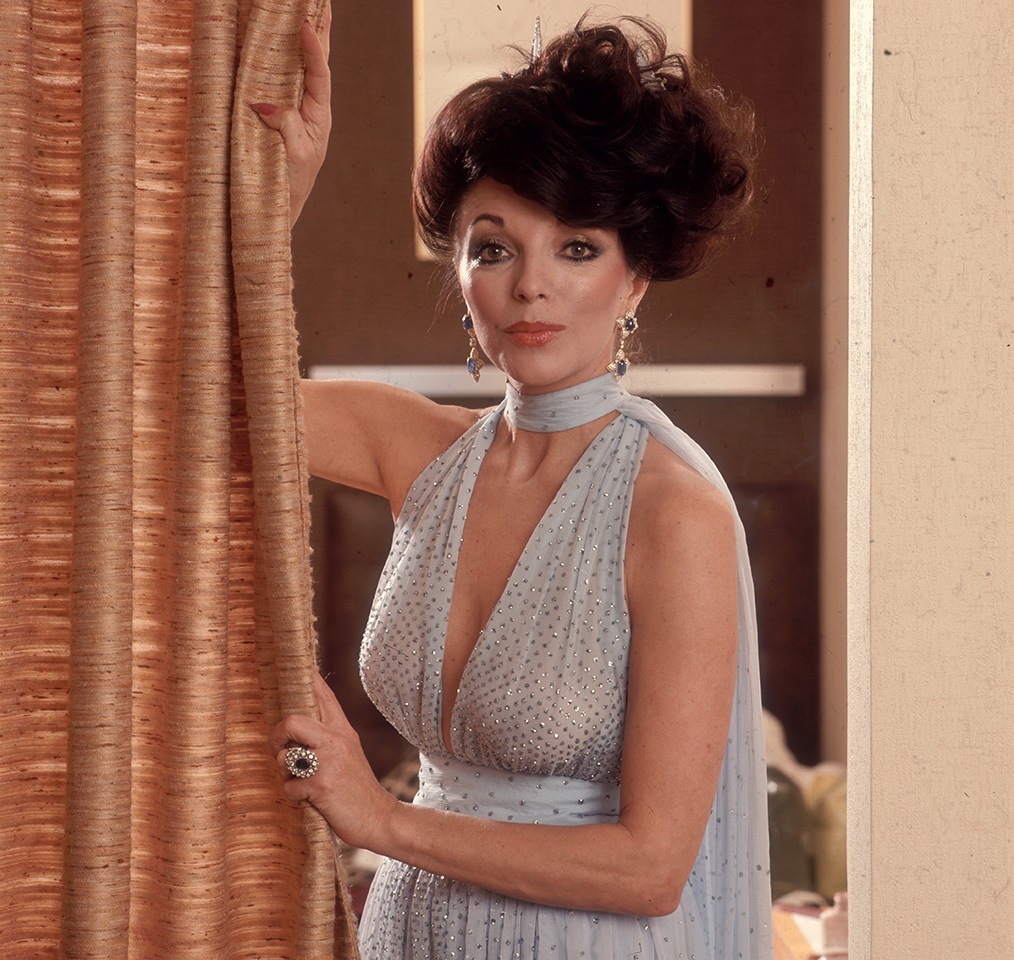 "Nessuno nasce glamour", parola di Joan Collins Vogue Italia