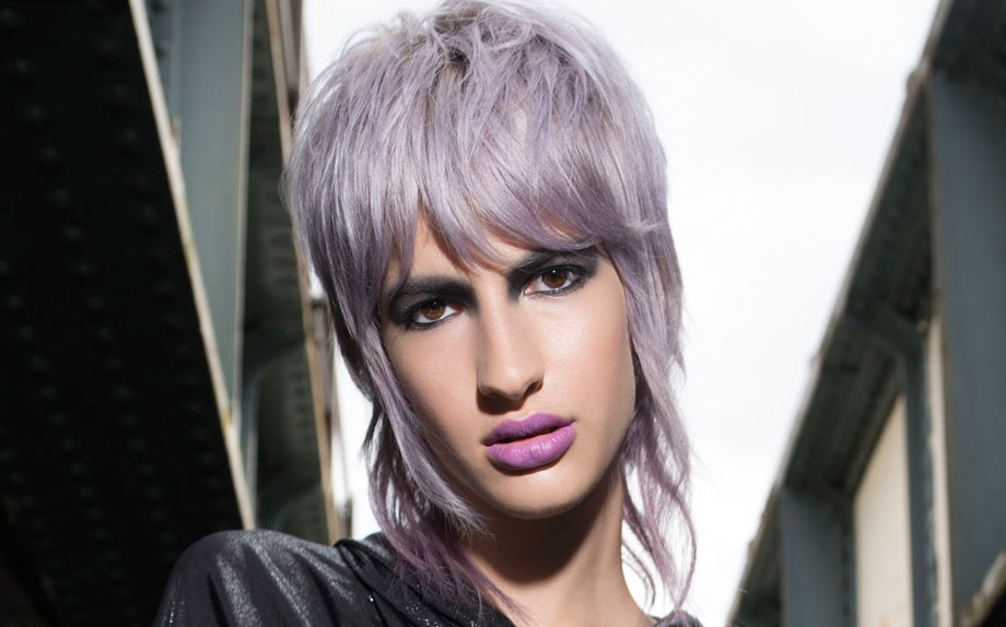 Capelli, la nuova tendenza colore è Amethyst | Vogue Italia