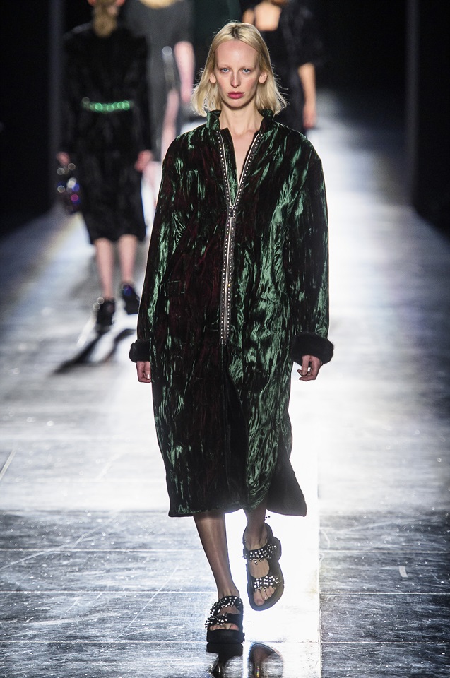 Il velluto è di moda Vogue Italia