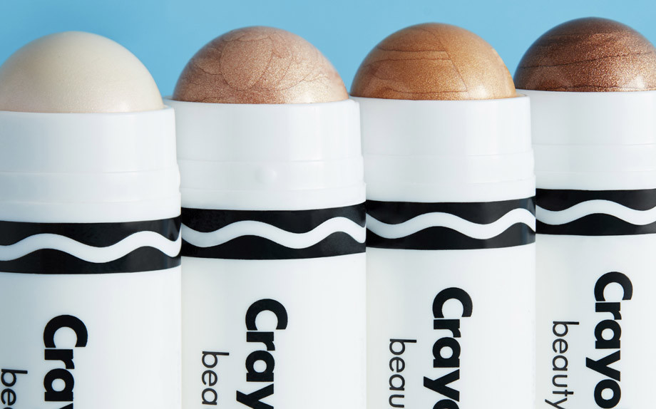 Le matite illuminanti di Crayola Beauty