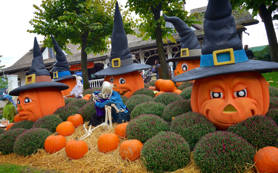 Gardaland Magic Halloween addobbi